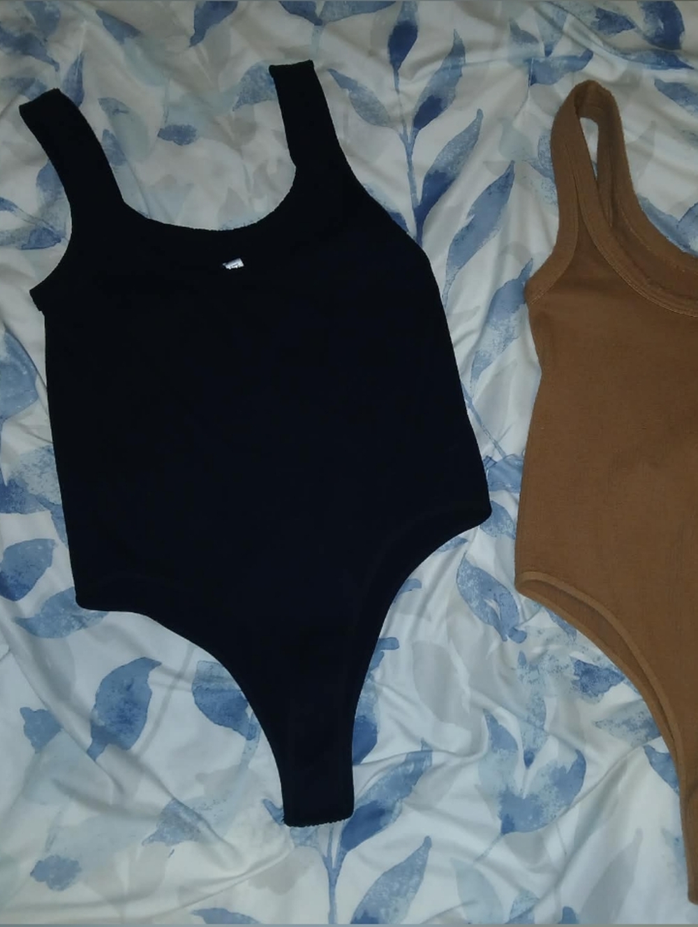 Nikibiki Ribbed Scoop Bodysuit Duo - Black & Brown